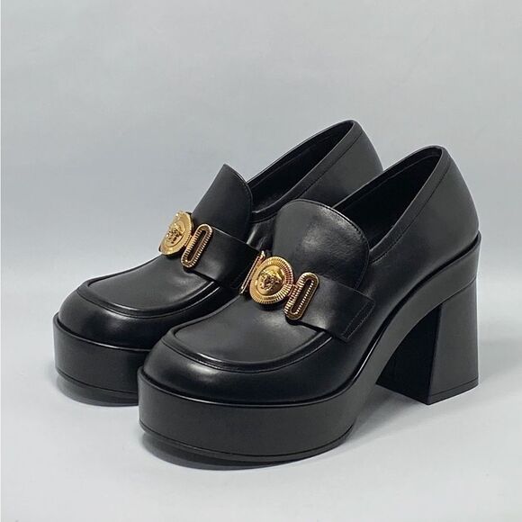 Versace Logo Leather Platform Pumps size 37.5 - Picture 1 of 13